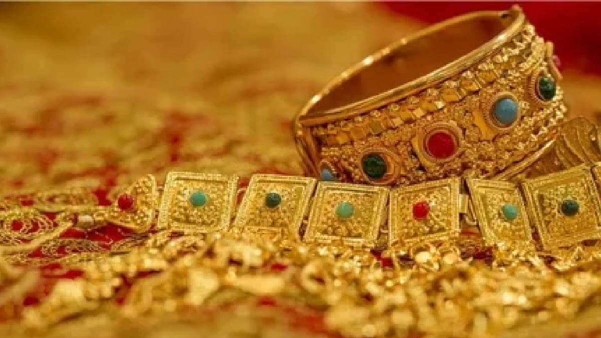 gold prices dropped two days after akshaya tritiya on friday