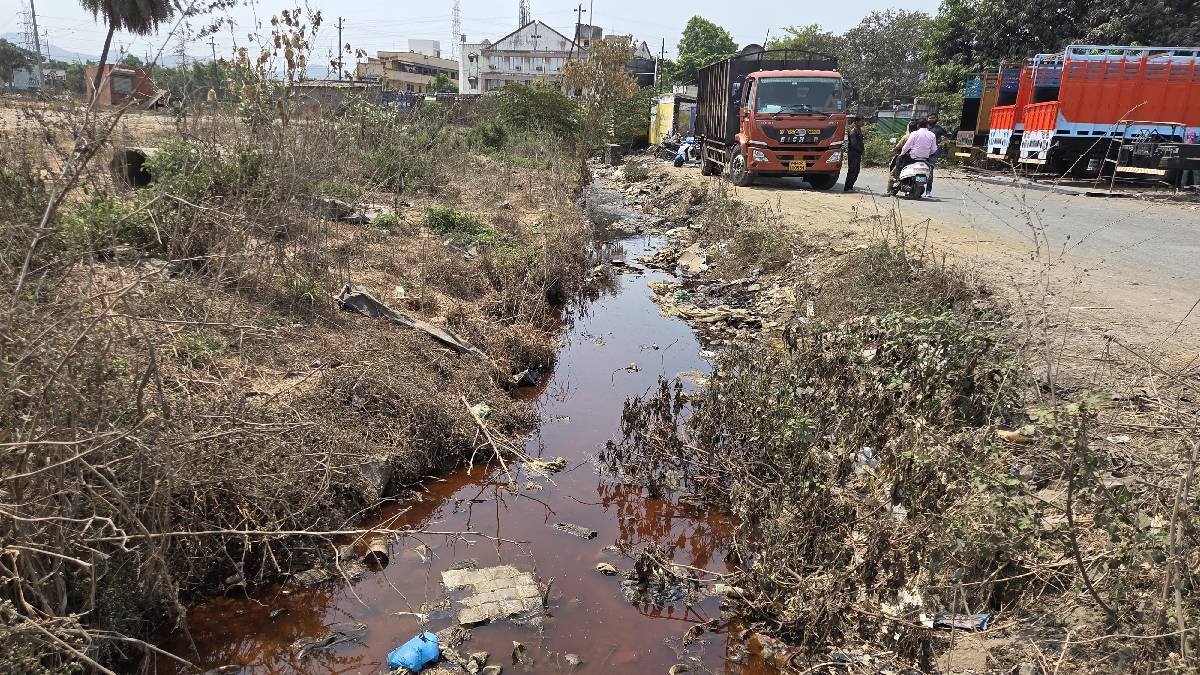 Pollution Control Board imposes production ban on two chemical factories in Boisar Tarapur