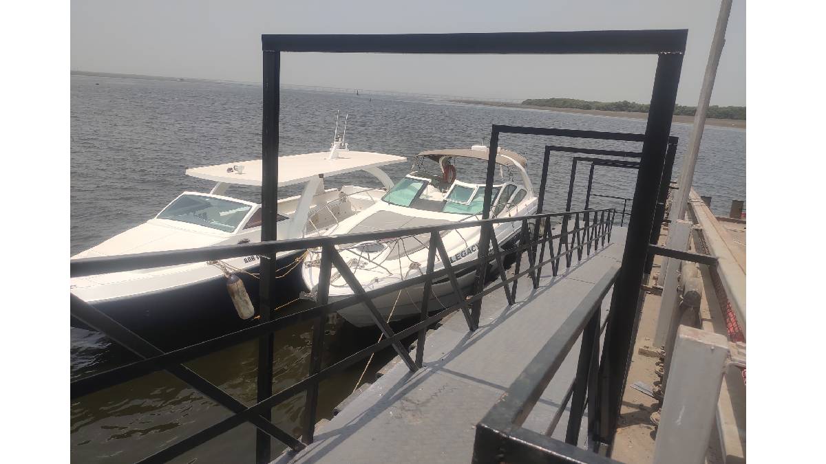 Boats to start from Navi Mumbai Nerul Jetty from today