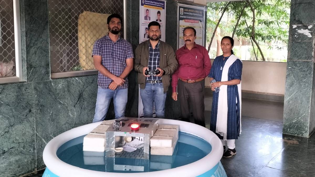 Dr. P.S. Londhe has created an unmanned 'Aquarover' robotic remote control device