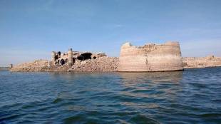 Tourists flock to see ancient ruins at Kugaon as water level of Ujani reservoir drops