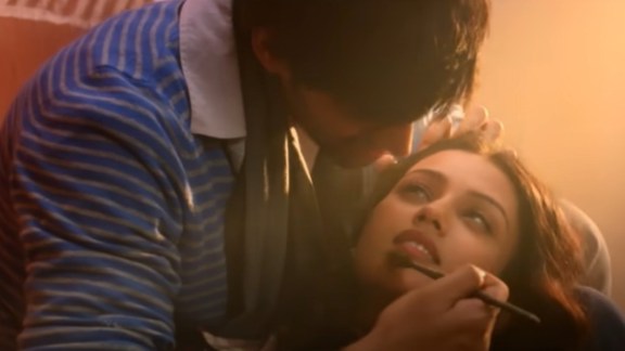 37 retakes for one kiss scene blamed actress for deliberately making mistakes