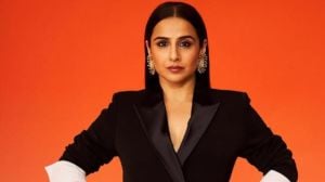 विद्या बालन व सोनाली कुलकर्णीची ‘अशी’ झालेली पहिली भेट; अभिनेत्रीने सांगितला किस्सा, म्हणाली, “विद्या खूप…”