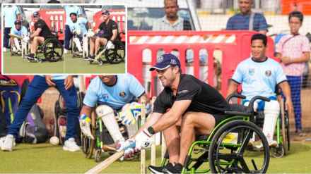 AB de Villiers Plays Wheelchair Cricket with Mumbai Team Wows Fans Video Viral IPL 2025