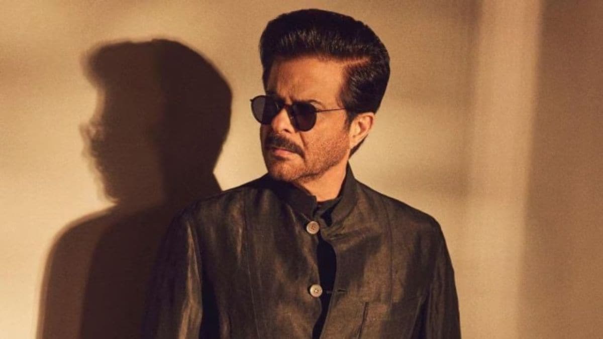 anil kapoor and madhuri dixit scared hotel staff during this song shot for 17 days