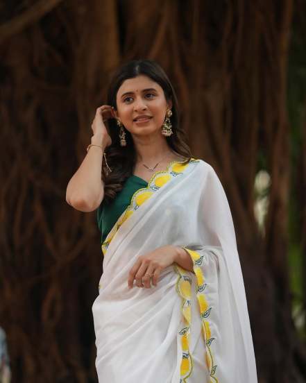 Ankita Prabhu Walawalkar White Saree Look