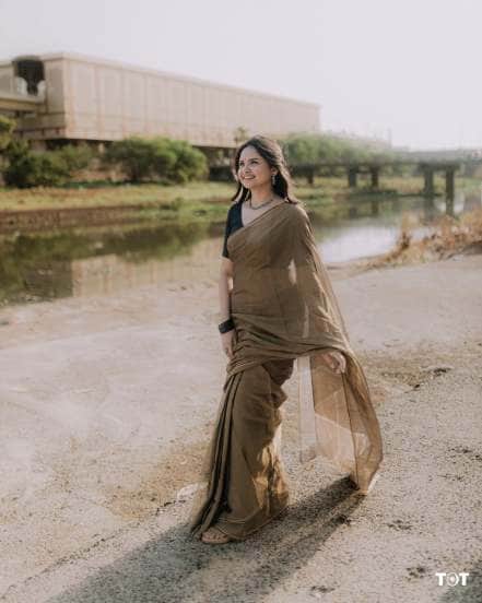 Apurva Gore Saree Look Photoshoot