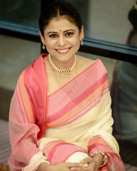 Ashvini Mahangade Saree Look Photoshoot