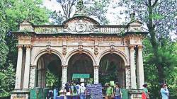 नवीन प्राणी न आल्यामुळे राणीच्या बागेतील पर्यटकांची संख्या रोडावतेय ?