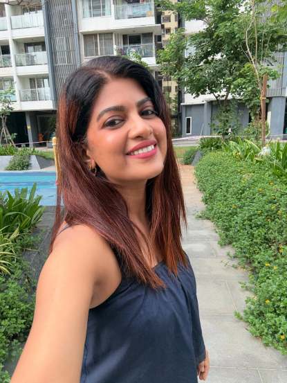 Dhanshri kadgaonkar in black one piece