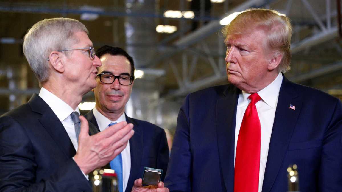 Donald Trump tim cook
