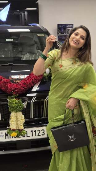 Jahnavi Killekar Bold Look Photoshoot