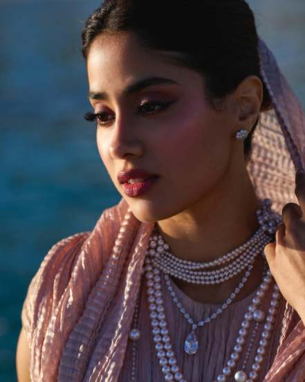 Janhvi Kapoor', Sridevi, Cannes 2025 debut look