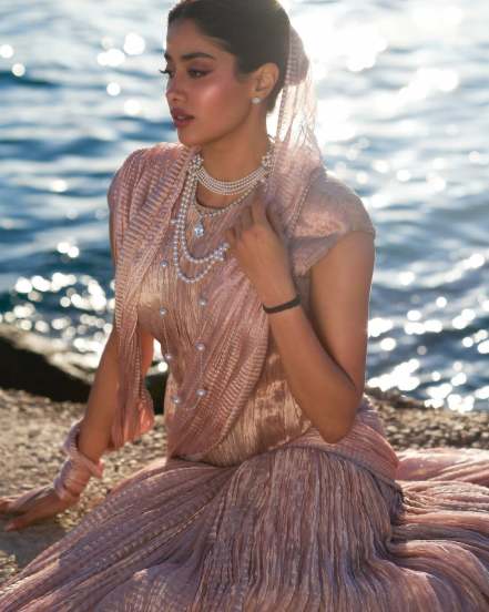 Janhvi Kapoor', Sridevi, Cannes 2025 debut look