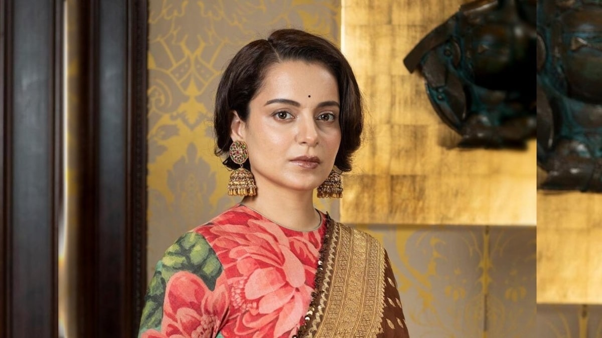 Kangana Ranaut angry on pakistan