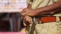 Crime News : १३ वर्षीय विद्यार्थ्याला घेऊन पळालेली शिक्षिका ५ महिन्यांची गर्भवती; सापडल्यावर केला धक्कादायक दावा