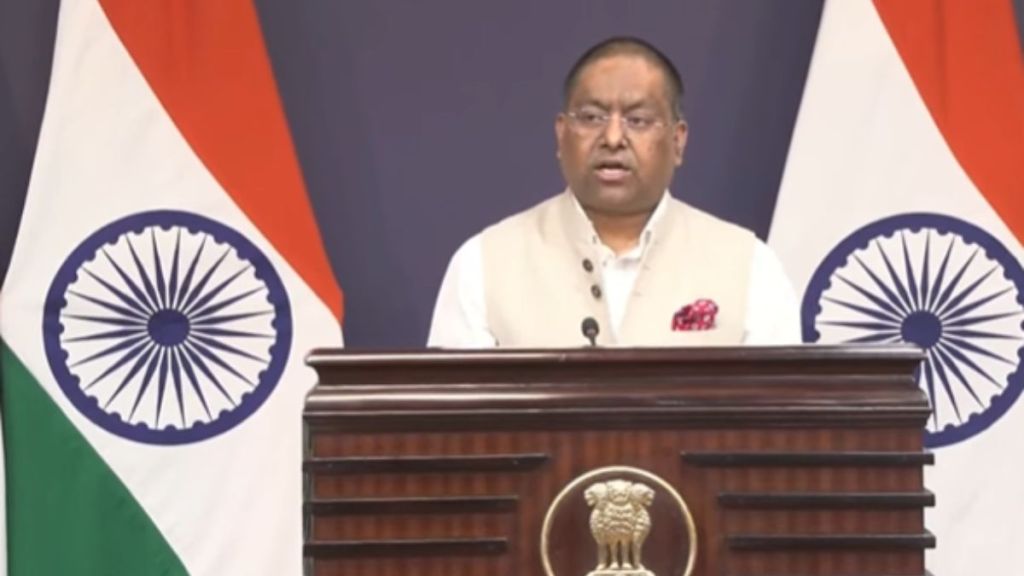 PM Modi Adampur Airbase Speech Live : काश्मीरच्या मुद्द्यावर कोणाचीही मध्यस्थी मंजूर नाही- परराष्ट्र मंत्रालयाचे स्पष्टीकरण