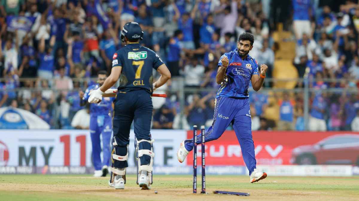 Mumbai Indians vs Gujarat Titans Live Match Score Updates in Marathi
