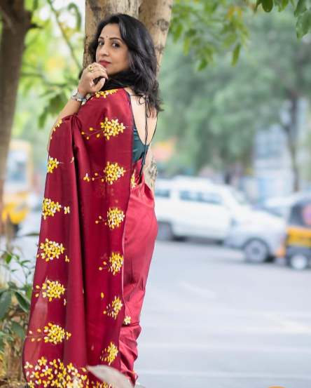 Madhurani Gokhale Saree Look