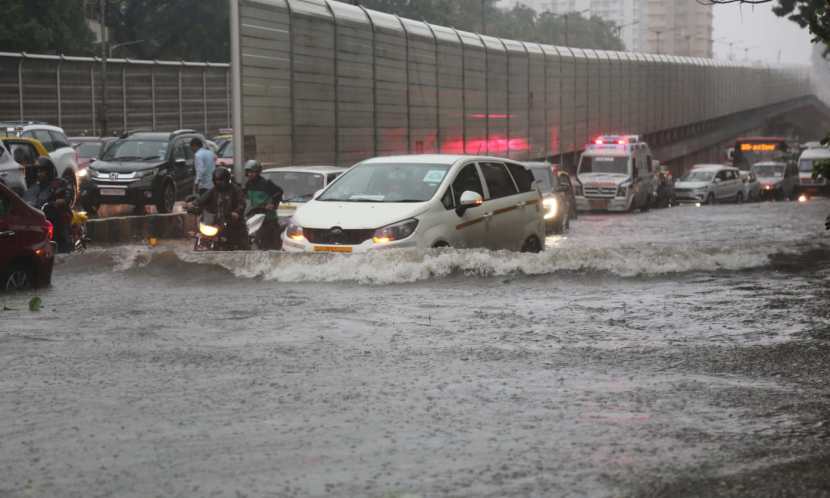 Mumbai pune heavy rain photos