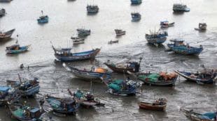 Indian Navy deploys fleet in Mumbai amid high alert, tracks fishermen and boats
