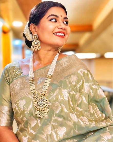 Namrata Sambherao Green Saree Look