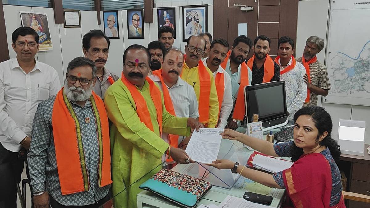 eknath shinde sena hits out at Kolhapur municipal Corporation Complaint