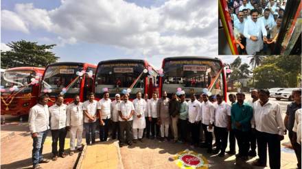 islampur depot has received five new buses and the buses have been inaugurated twice