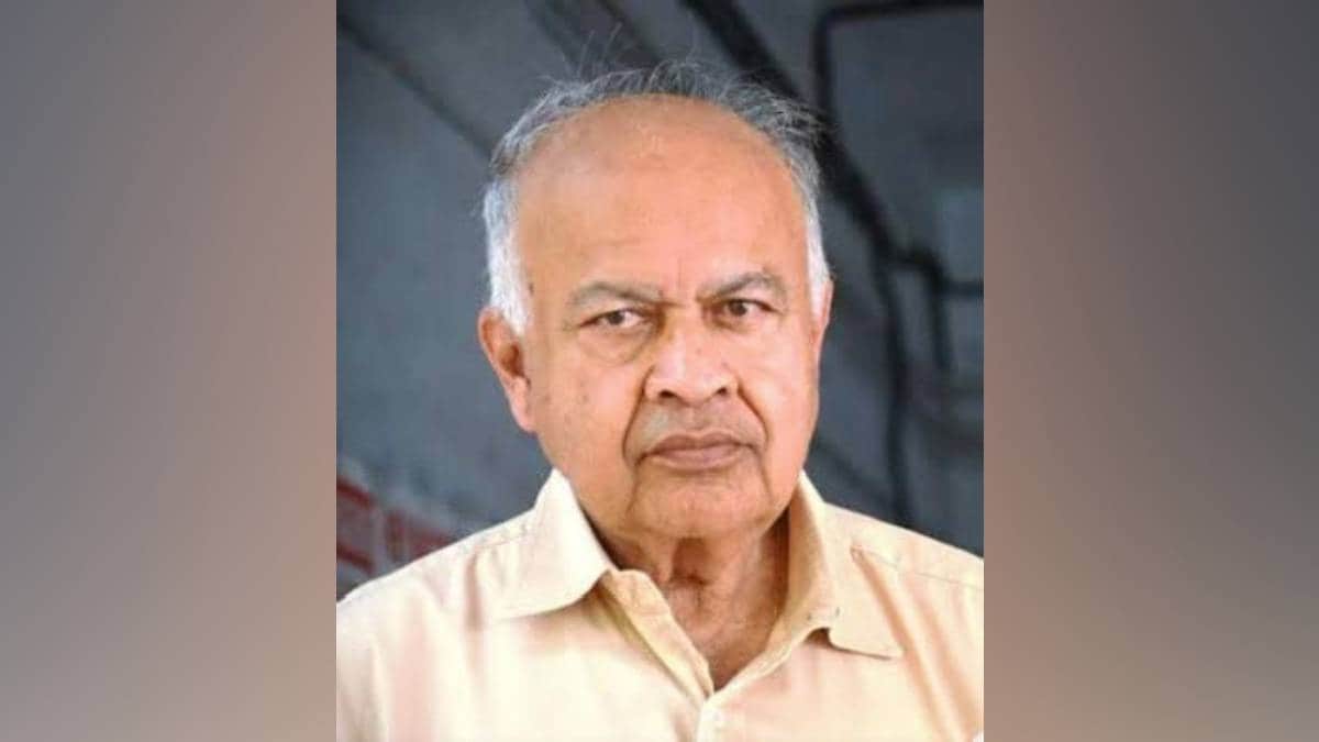 Jayant Narlikar , state honours, devendra fadnavis ,