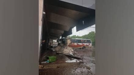 heavy rain in sinnar caused bus station roof collapse damaging a Shivshahi bus