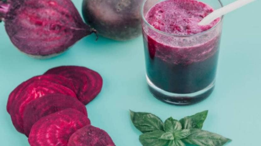Who should not drink beetroot amla and carrot juice 