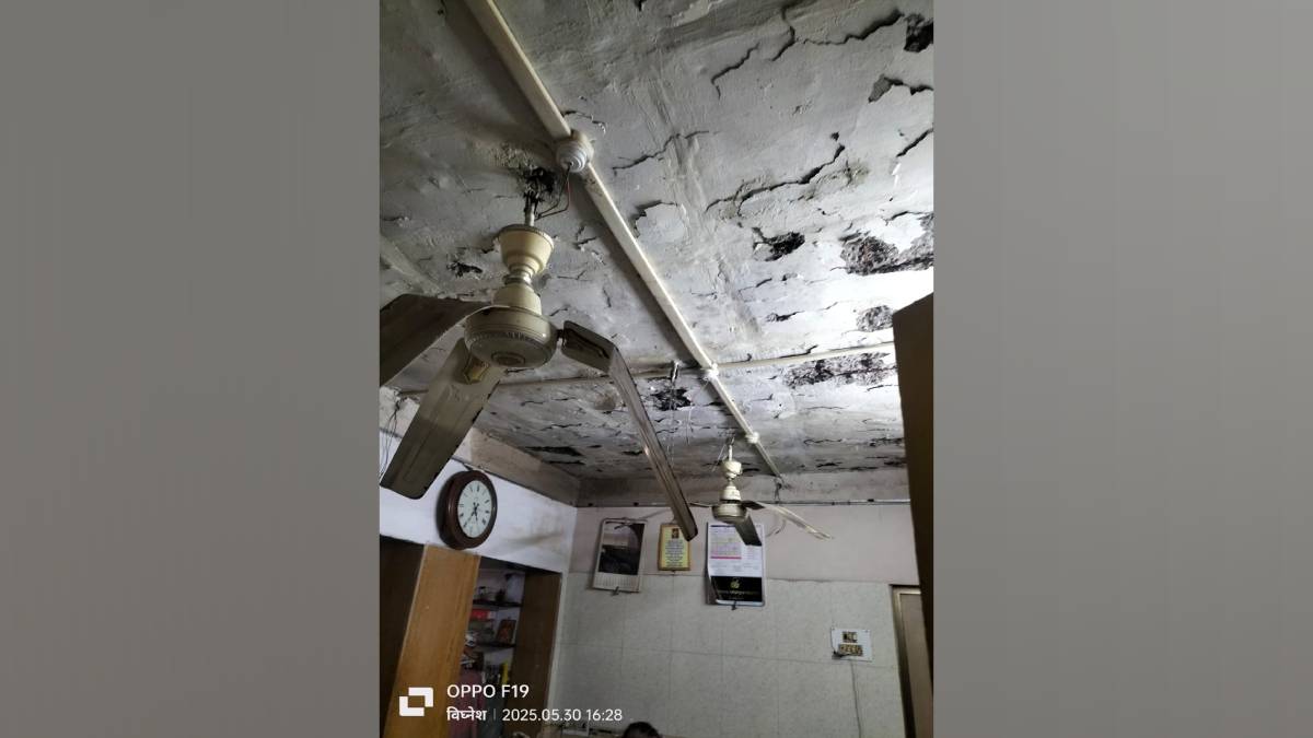 Two elderly died in a slab collapse six lives at risk in Nerul s CIDCO building