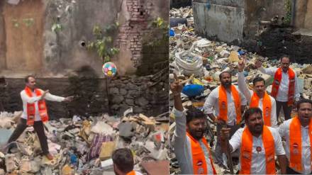mumbai MNS workers protested drain cleaning delay by entering garbage filled drain
