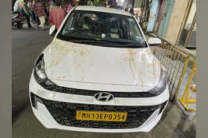 pune Speeding car ran over 12 competitive exam students outside Bhave High School