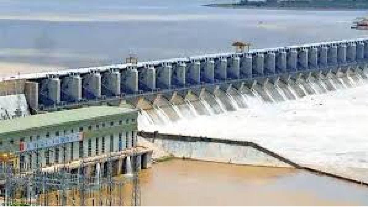 flood cause confusion prompts minister Vikhe Patil to call all party meet on almatti dam