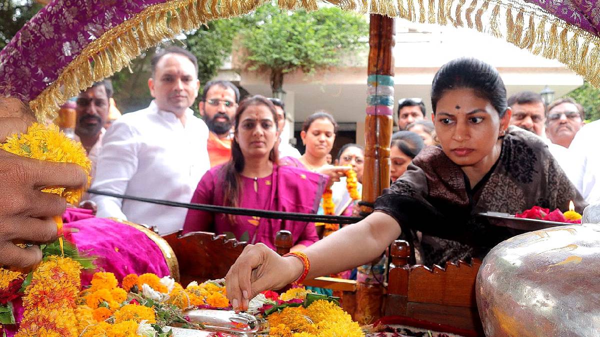 728th antardhan ceremony of Sant Muktabai was held in Kothali Khadse family participated