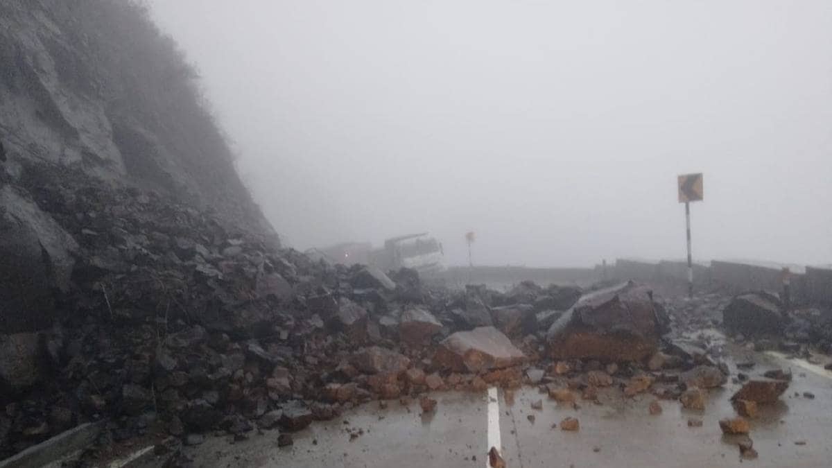 Heavy rain hit Panhala landslides closed Karul Ghat Kolhapur sees continuous downpour today
