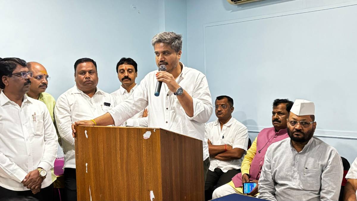 nashik rohit Pawar urged boosting strength in polls with allies if possible else independently