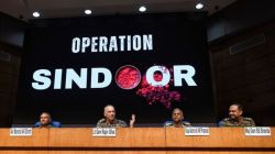 Operetion Sindoor: मदरशांमध्ये शिकवला जाणार ऑपरेशन सिंदूरचा धडा; संरक्षण मंत्र्यांच्या भेटीनंतर मदरसा बोर्डाच्या अध्यक्षांची घोषणा