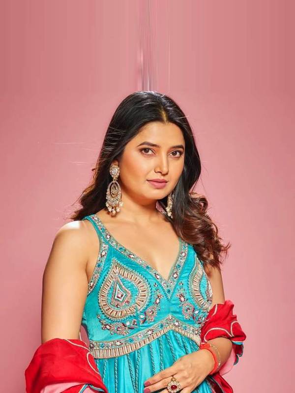 Prajakta Mali, Prajakta Mali traditional look