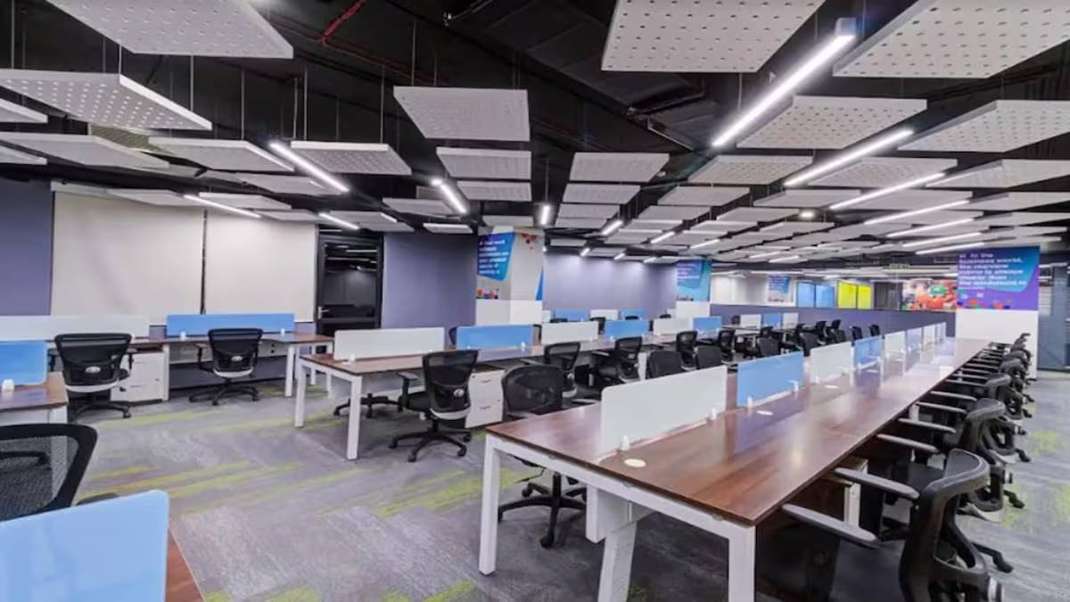 खासगी क्षेत्राचा विकासवेग १३ महिन्यांच्या उच्चांकी