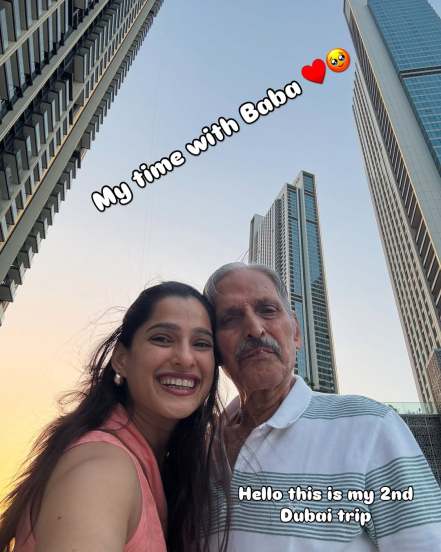 Priya Bapat Dubai Family Trip