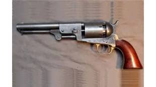 Sangamner city police arrest two youths carrying village guns
