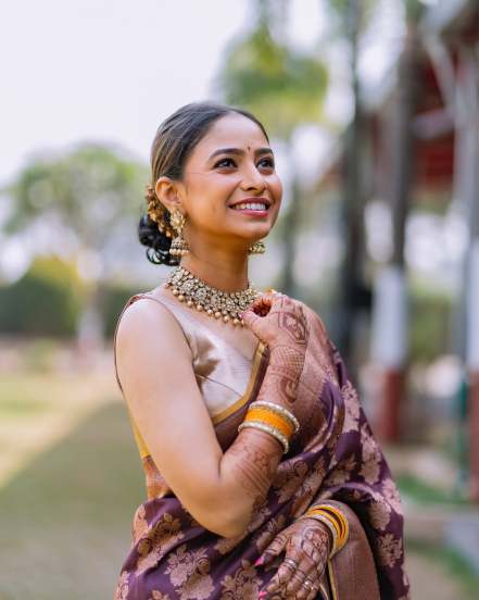 Sayali Deodhar Purple Saree Look