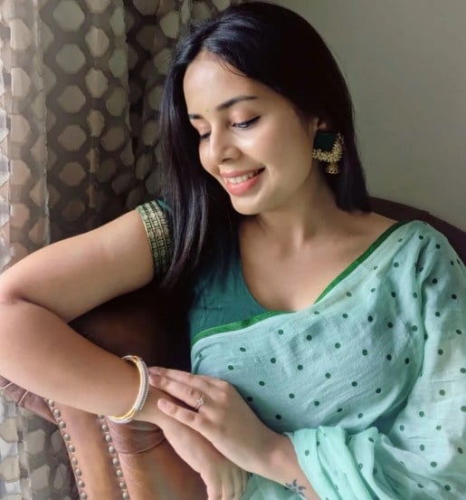 Shivani Rangole Kulkarni Saree Look