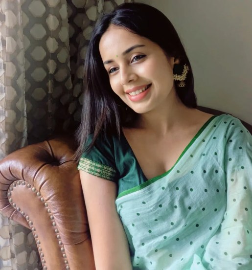 Shivani Rangole Kulkarni Saree Look