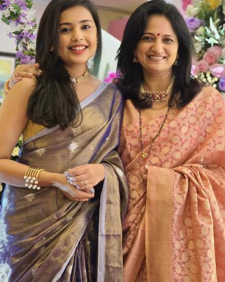 Shivani Rangole Kulkarni Saree Look