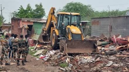 Solapur Encroachment on the bypass road municipal corporation