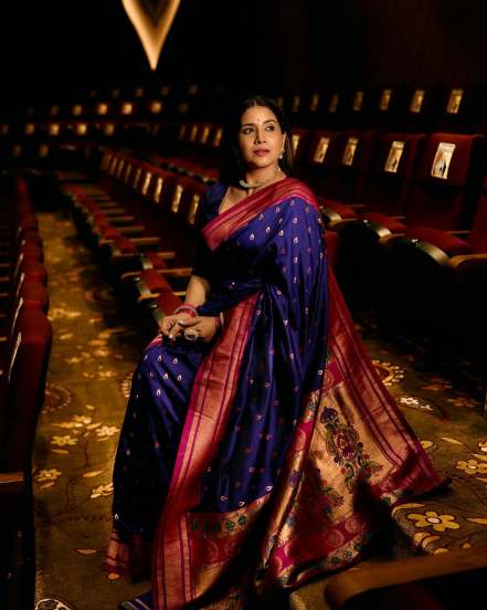 Sonali Kulkarni Paithani Saree Look