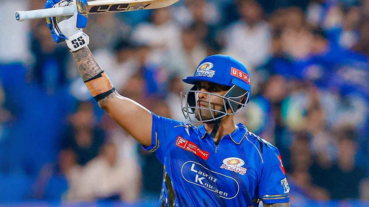 Suryakumar Yadav World Record Becomes First Batter to Hit 14th Consecutive Score of 25 Runs in T20